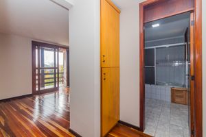 Image 36 - 854152
