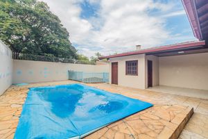 Image 4 - 854152