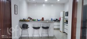 Image 5 - 854220