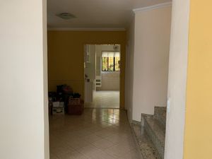 Image 5 - 854255