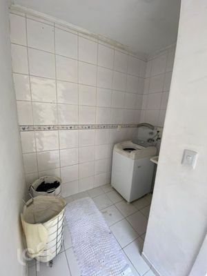 Image 5 - 854262