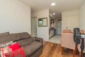 Image 4 - 854270