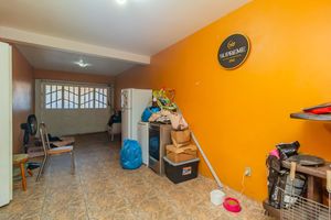 Image 31 - 854275