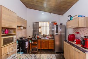 Image 6 - 854276