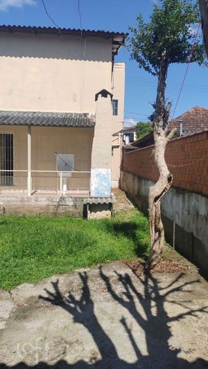 Image 4 - 854284