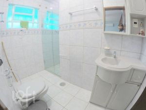 Image 9 - 854293
