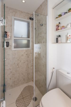 Image 19 - 854295
