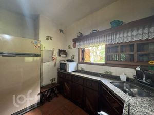 Image 6 - 854304