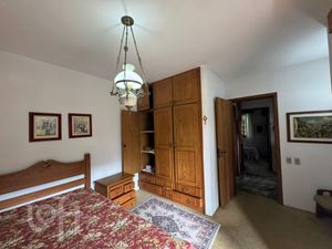Image 21 - 854304