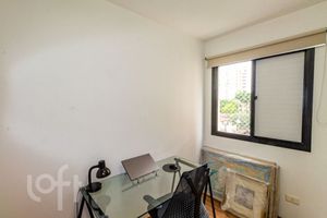 Image 3 - 854309