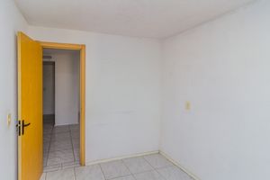 Image 7 - 854318