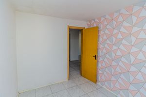 Image 11 - 854318