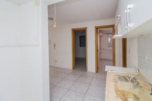 Image 14 - 854318