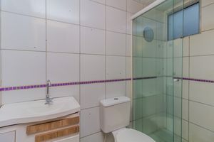 Image 18 - 854318