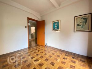 Image 16 - 854323