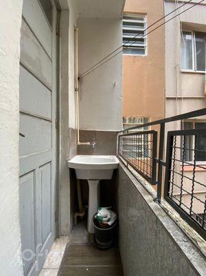 Image 19 - 854323