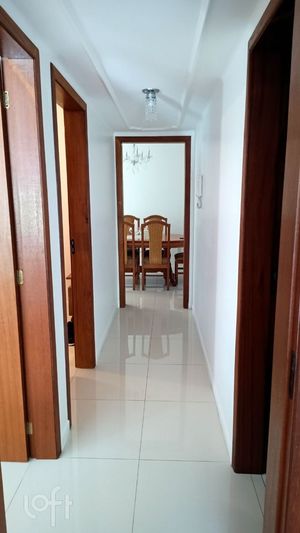 Image 10 - 854327