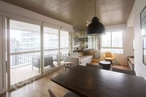 Image 21 - 854328