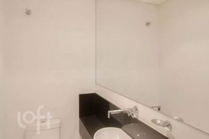 Image 7 - 854328