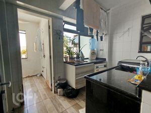 Image 21 - 854345