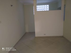 Image 9 - 854350