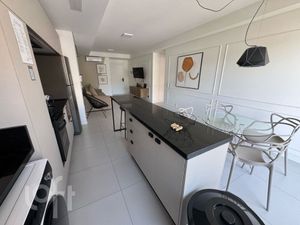Image 3 - 854374
