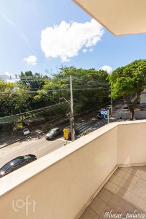 Image 6 - 854394