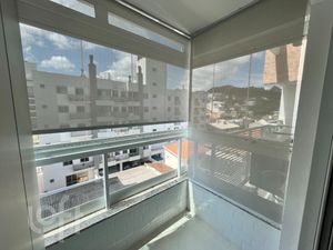 Image 25 - 854409