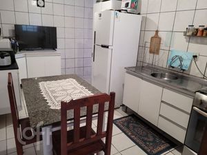 Image 9 - 854429