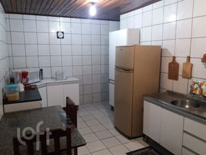 Image 5 - 854429