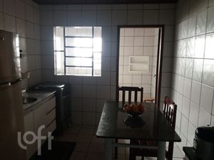 Image 4 - 854429