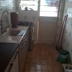 Image 5 - 854452