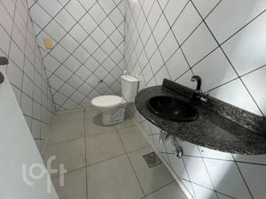 Image 5 - 854463