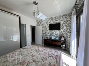 Image 16 - 854482