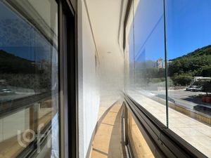 Image 14 - 854482