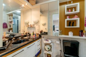 Image 19 - 854489