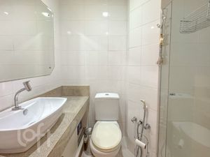 Image 12 - 854490