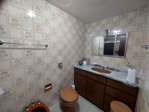 Image 31 - 854491