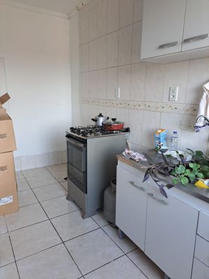 Image 11 - 854492