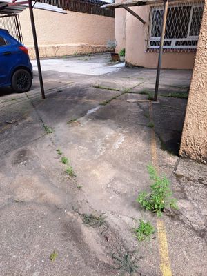 Image 14 - 854492