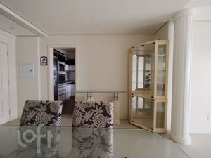 Image 21 - 854542