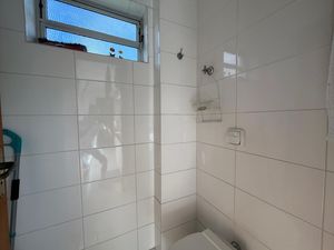 Image 19 - 854565