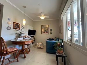 Image 17 - 854565