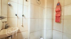 Image 3 - 854590
