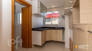 Image 12 - 854611