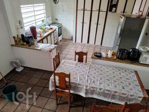 Image 6 - 854621