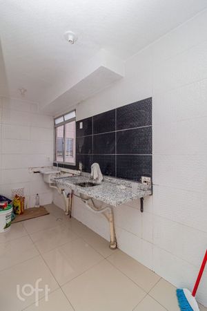Image 5 - 854624