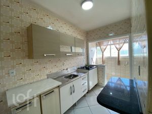 Image 13 - 854678