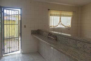 Image 17 - 854682