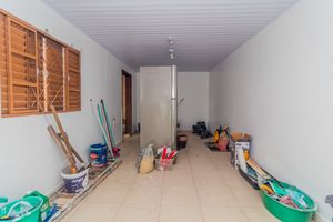 Image 32 - 854683
